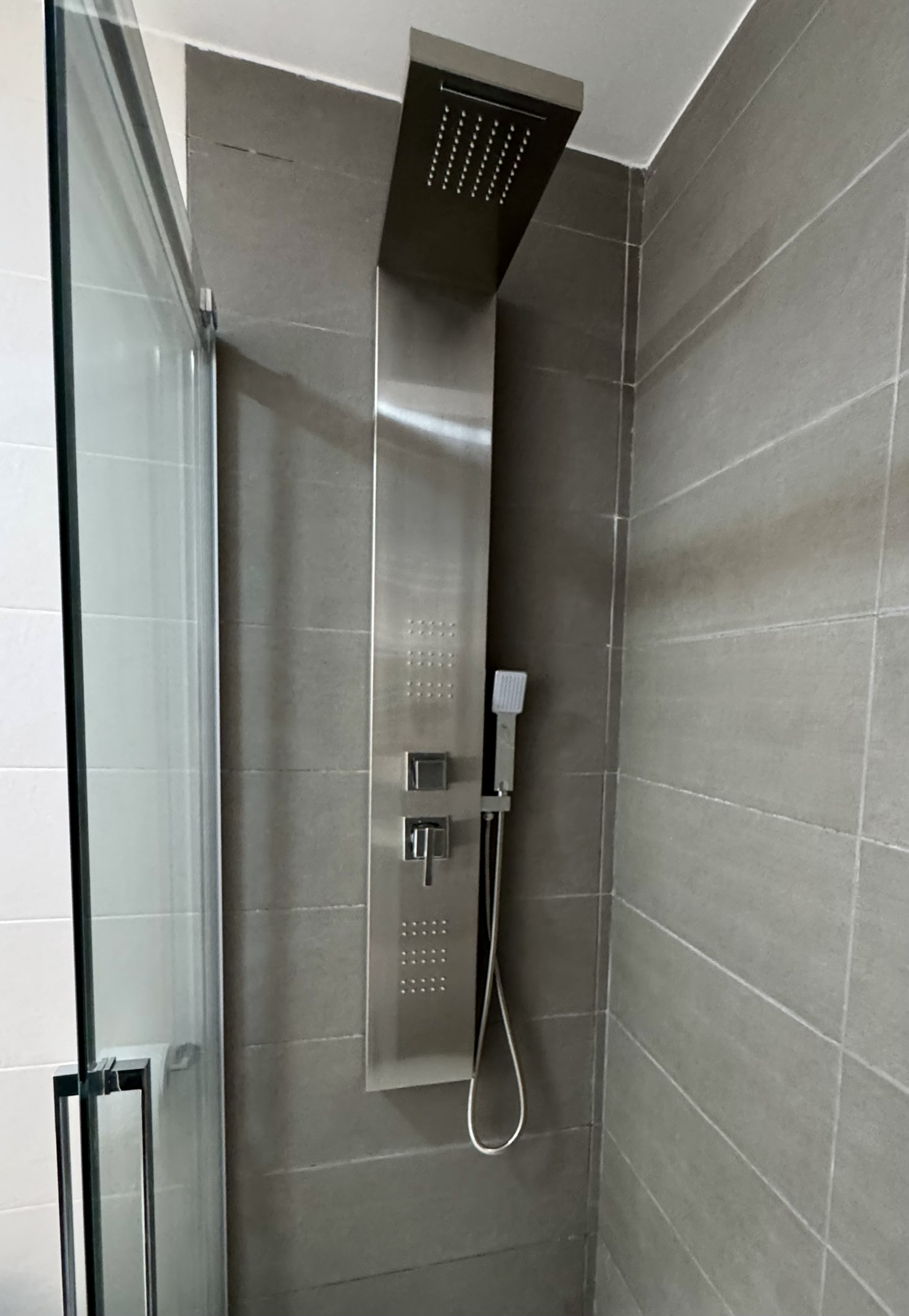 2 salles de bain équipées